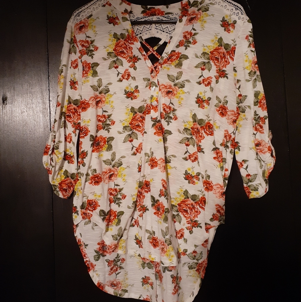 Half sleeve shirt